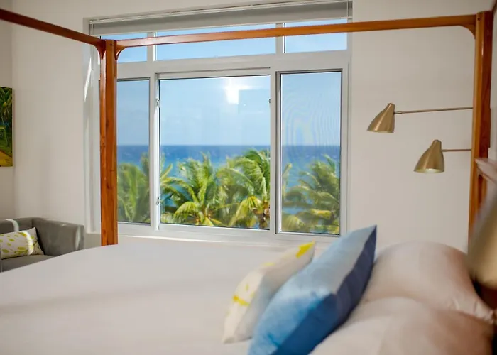 Whispering Seas Oceanfront Suite