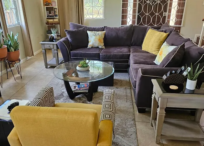 Komfort Getaway Villa At Countrymist