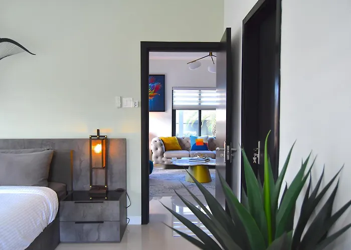 Luxe Oasis