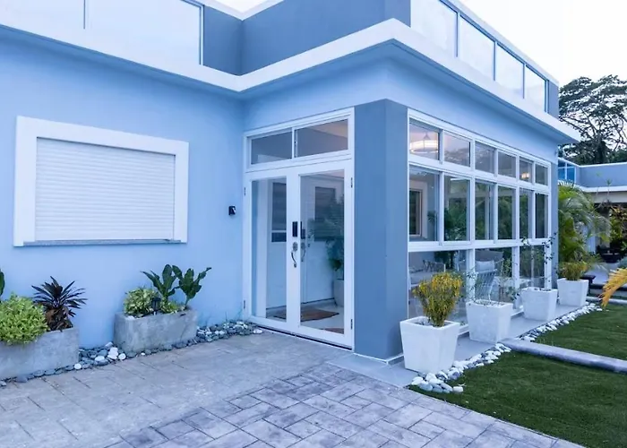 Peli Luxe Suite