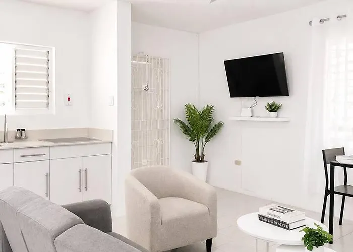 Mahri Cove 1Br Apt Pool / Wifi • Ocho Rios